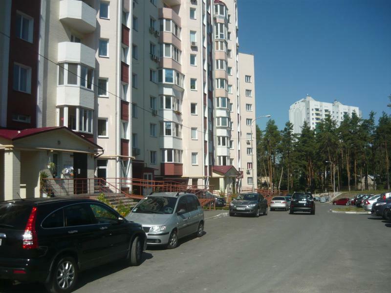 Київська обл., Обухівський район, м. Українка, Будівельників вул., 11