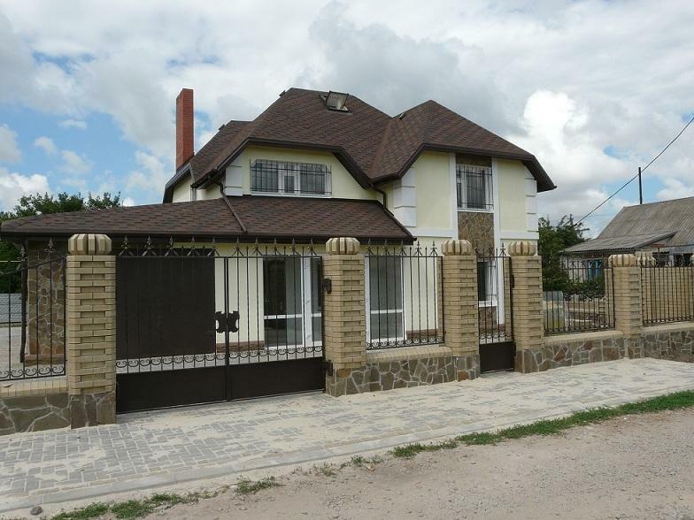 Запорізька обл., Приморський район, м. Приморськ, Суворова вул., 51