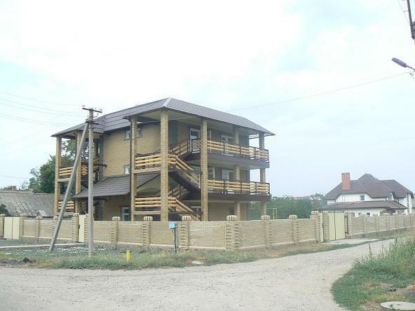 Запорізька обл., Приморський район, м. Приморськ, Суворова вул., 51
