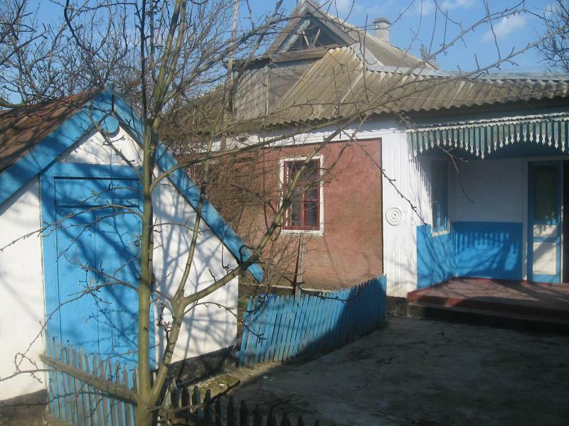 Херсонская обл., Голопристанский район, с. Новая Збурьевка, Матросова ул., 75