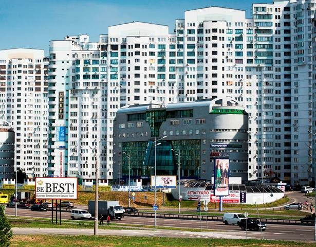 Киев, Николая Бажана просп., 10А