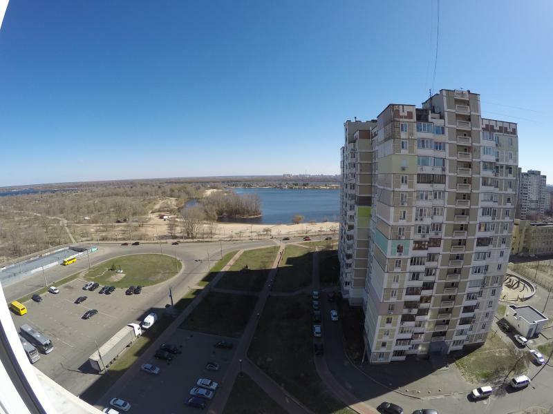 Київ, Героїв Сталінграда просп., 64/56