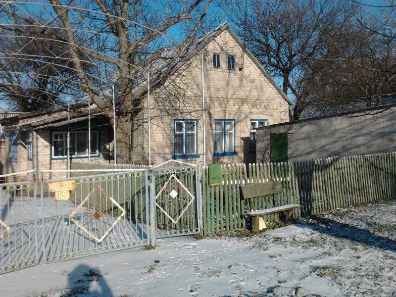 Запорізька обл., Вільнянський район, с. Петро-Михайлівка, Матросова вул., 150