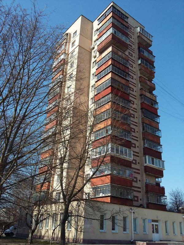 Киевская обл., Броварской район, г. Бровары, Независимости бул., 5