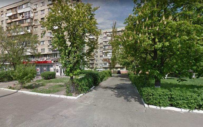 Киев, Кирилловская ул., 126/2