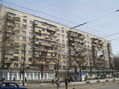 Киев, Кирилловская ул., 126/2