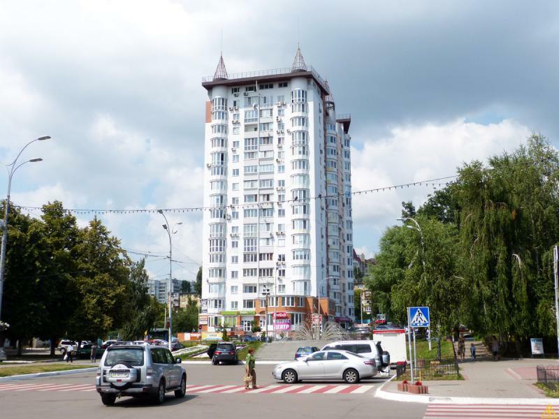 Киевская обл., Вышгородский район, г. Вышгород, Шевченко пл., 3