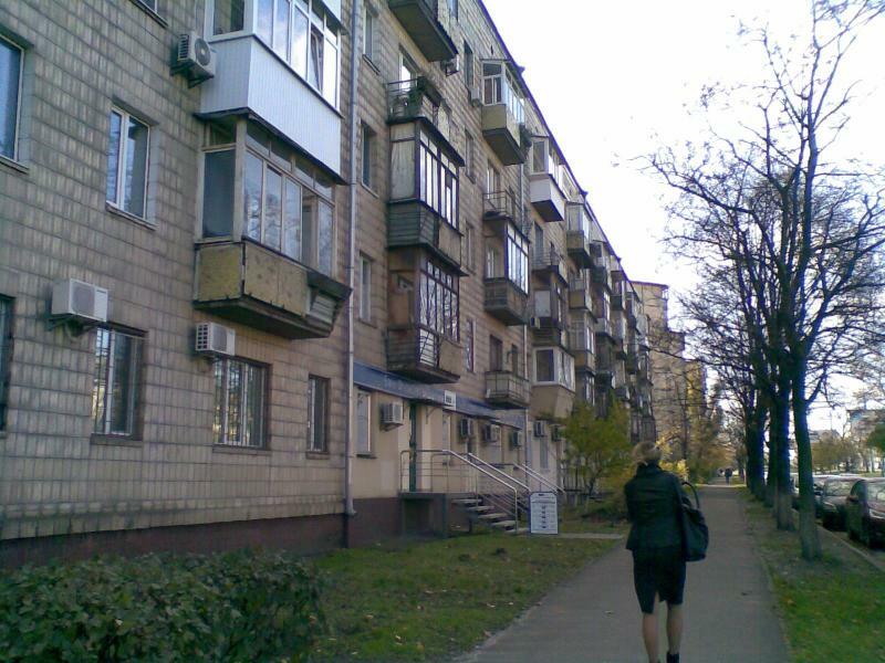 Киев, Соборности просп., 7
