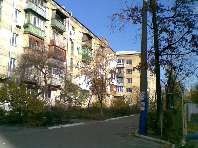 Киев, Соборности просп., 7