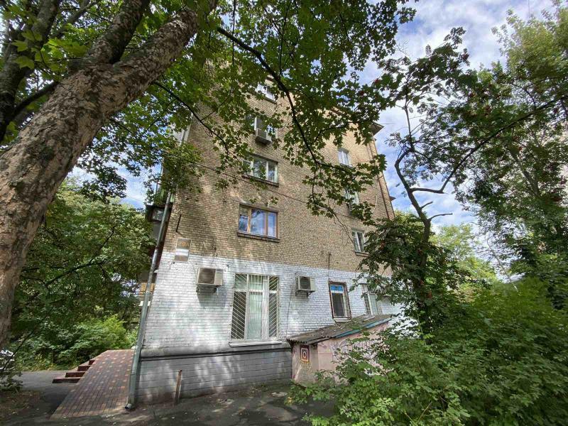 Продажа 3-комнатной квартиры 57 м², Евгения Коновальца ул., 29А