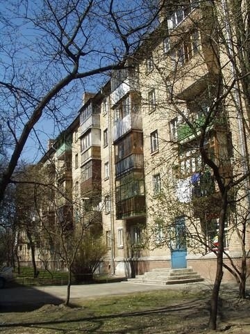 Продажа 3-комнатной квартиры 57 м², Евгения Коновальца ул., 29А