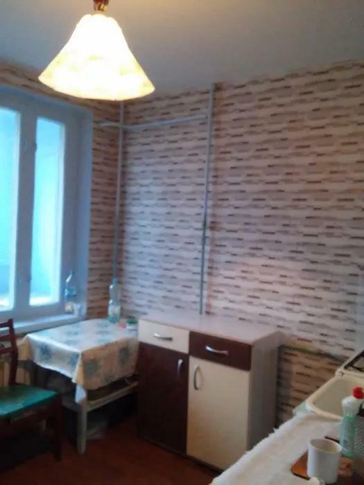 Київська обл., Обухівський район, м. Українка, Дніпровський просп., 25