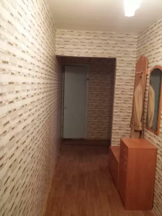 Київська обл., Обухівський район, м. Українка, Дніпровський просп., 25