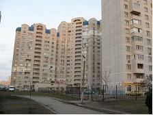 Київ, Драгоманова вул., 31Б