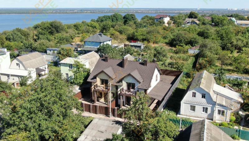 Киевская обл., Вышгородский район, г. Вышгород, Ватутина ул., 1