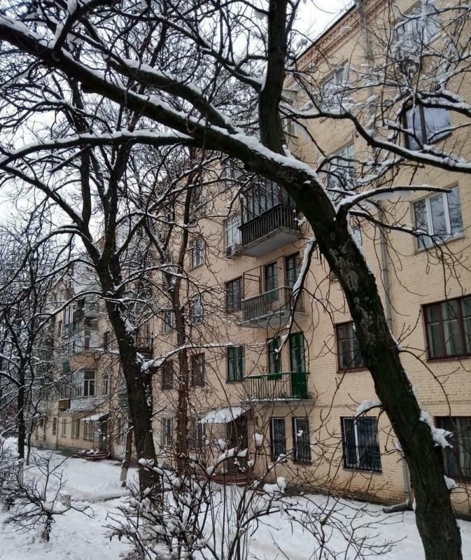 Киев, Науки просп., 43