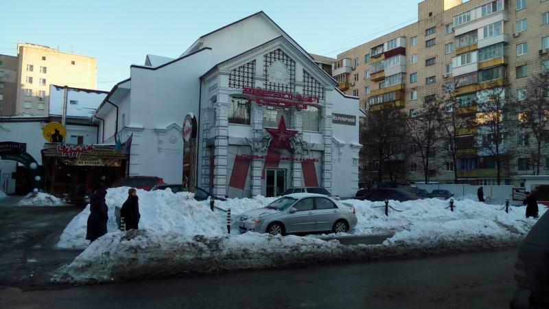 Київ, Максима Кривоноса вул., 27