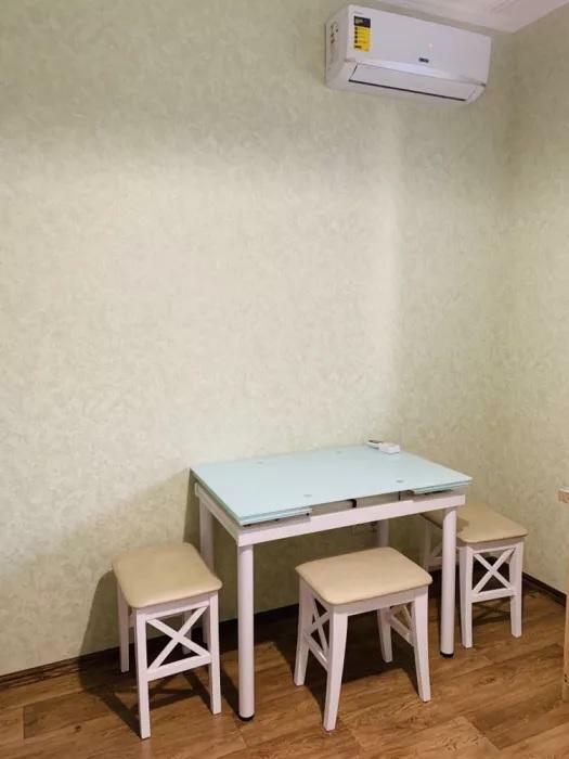 Київська обл., Обухівський район, м. Українка, Будівельників вул., 13