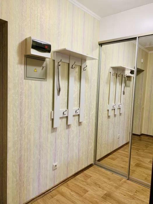 Київська обл., Обухівський район, м. Українка, Будівельників вул., 13