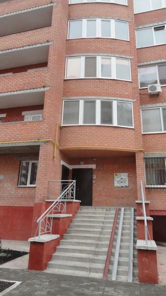 Продаж 2-кімнатної квартири 48 м², Парусна вул., 1