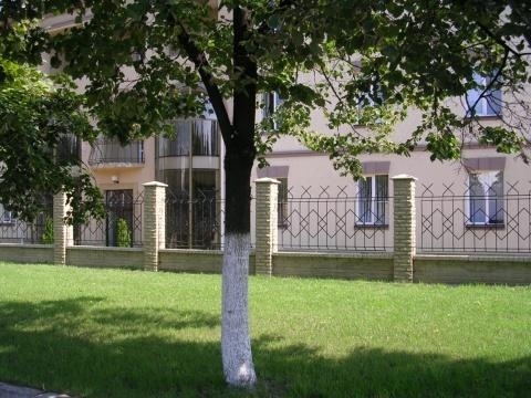 Київ, Степана Бандери просп., 7