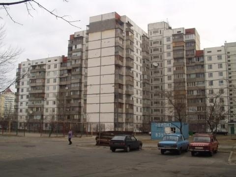 Киев, Героев Сталинграда просп., 37