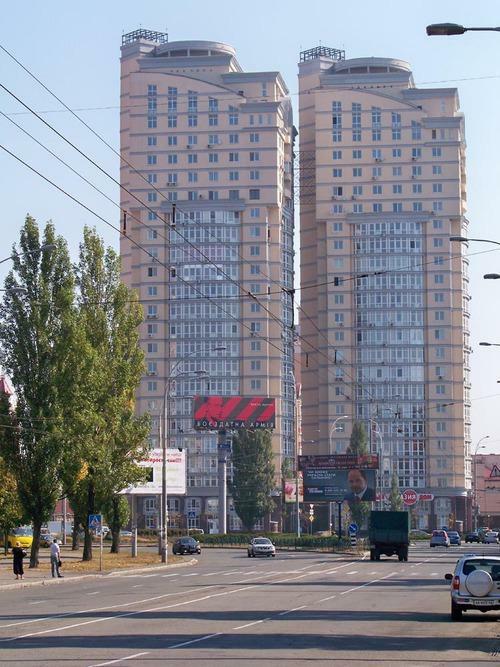 Продажа 2-комнатной квартиры 74 м², Героев Сталинграда просп., 4А