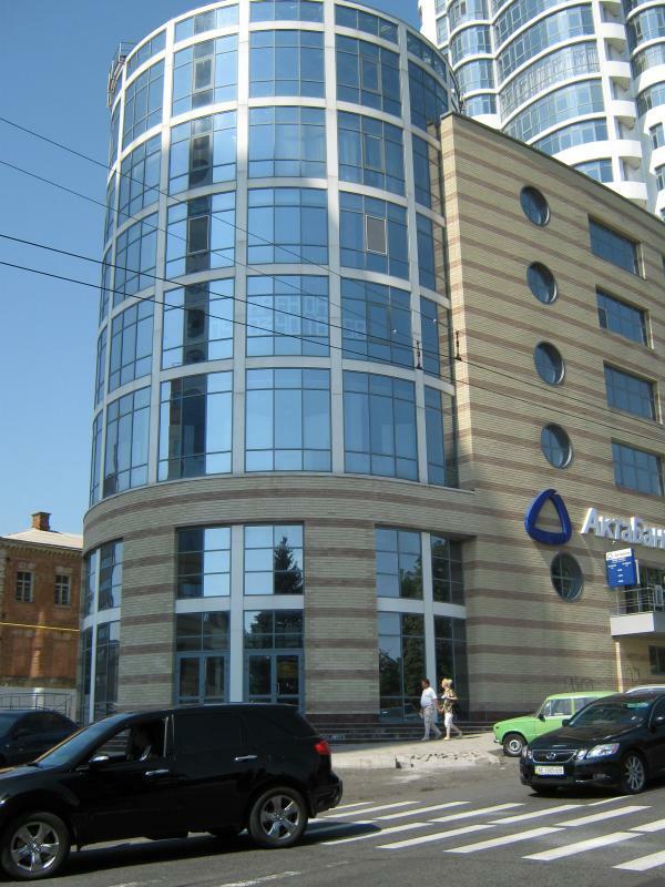 Продажа 4-комнатной квартиры 178 м², Дмитрия Яворницкого просп., 5