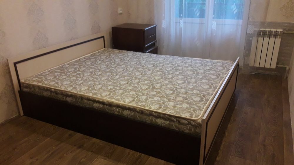 Оренда 2-кімнатної квартири 48 м², Гладкова вул., 38