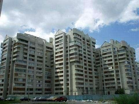 Продаж 2-кімнатної квартири 65 м², Драгоманова вул., 23Б