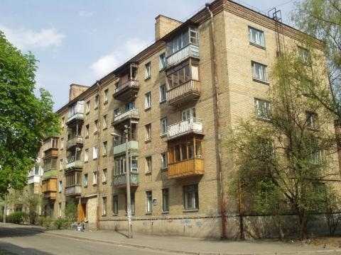 Продаж 3-кімнатної квартири 56 м², Братів Зерових вул., 25