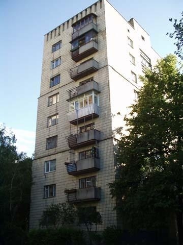 Киев, Голосеевский просп., 124