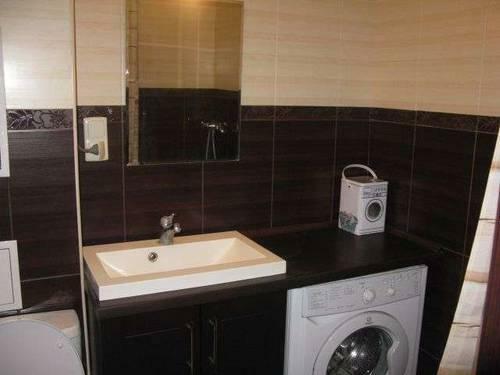 Киевская обл., Киево-Святошинский район, с. Чайки, Валерия Лобановского ул., 21 К1