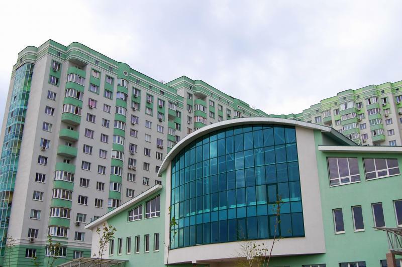 Киевская обл., Киево-Святошинский район, с. Чайки, Валерия Лобановского ул., 21 К1