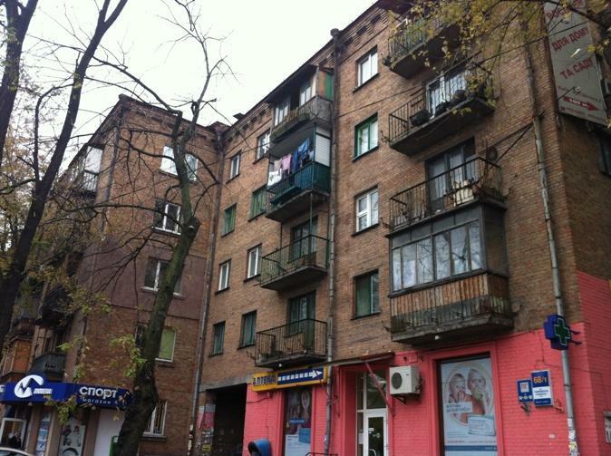 Київ, Перемоги просп., 68/1