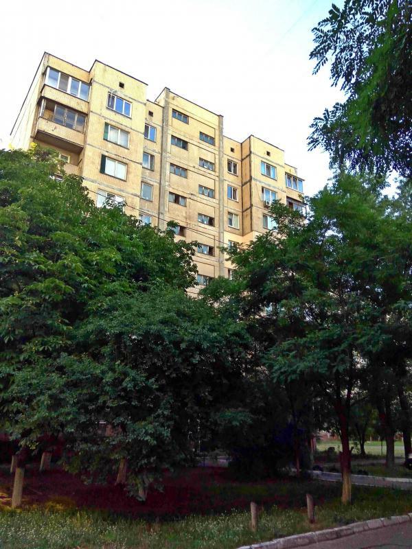 Киев, Академика Королева просп., 12Б