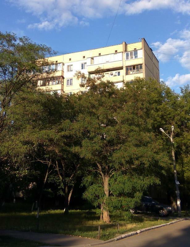 Киев, Академика Королева просп., 12Б