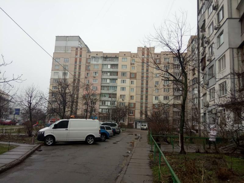 Киев, Оболонский просп., 9А
