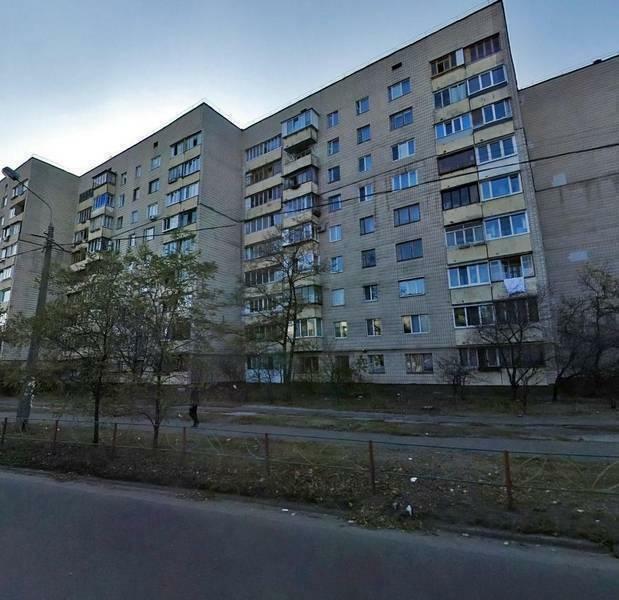 Киев, Романа Шухевича просп., 30