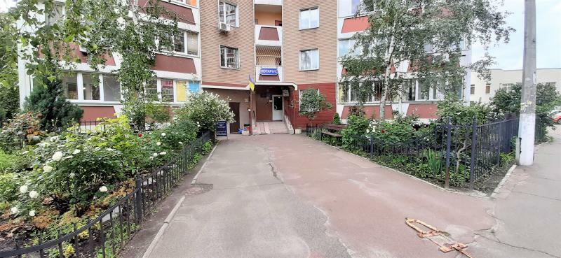 Киев, Бориса Гмыри ул., 1