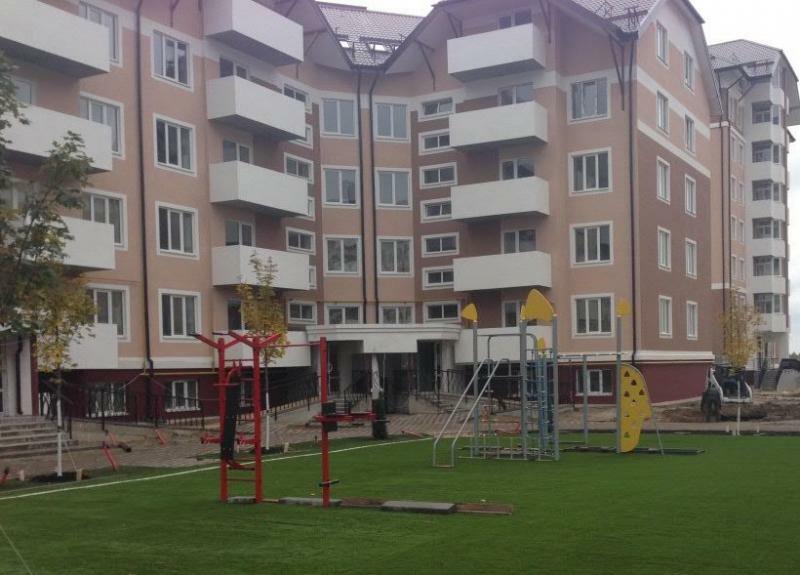 Київська обл., Бучанський район, м. Буча, Воїнів-Інтернаціоналистів вул., 16