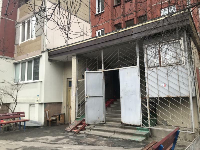 Киев, Драгоманова ул., 20А
