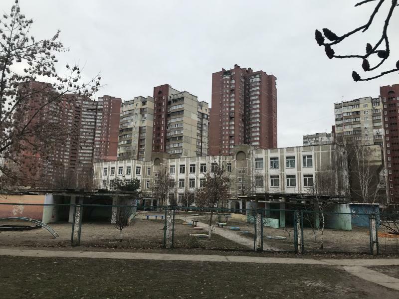 Киев, Драгоманова ул., 20А