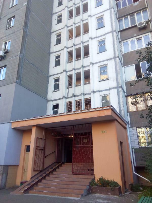 Аренда 1-комнатной квартиры 42 м², Академика Ефремова ул., 27
