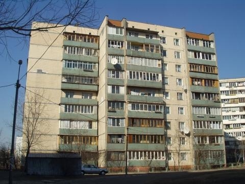 Київ, Героїв Сталінграда просп., 38