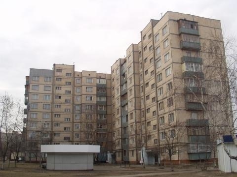 Киев, Героев Сталинграда просп., 40