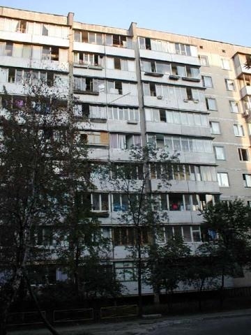 Киев, Героев Сталинграда просп., 42А