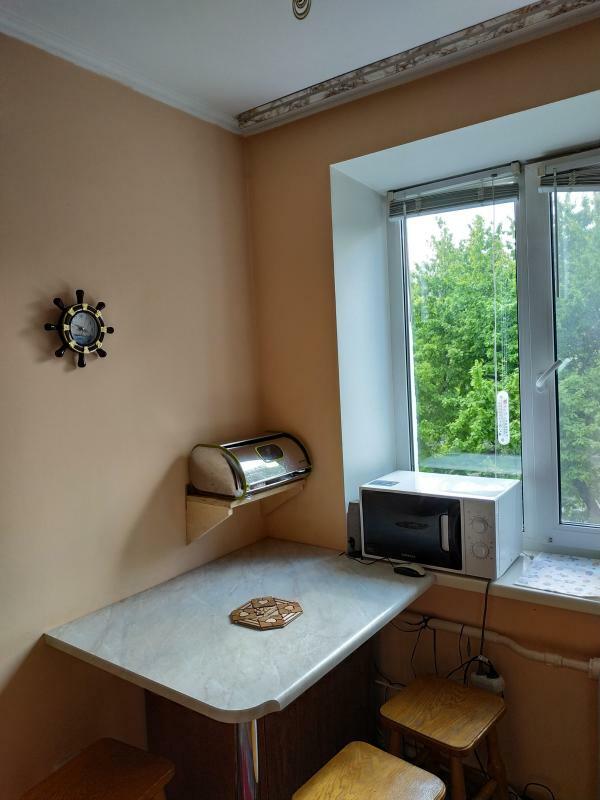 Київська обл., Бориспільський район, м. Бориспіль, Нижній Вал вул., 3