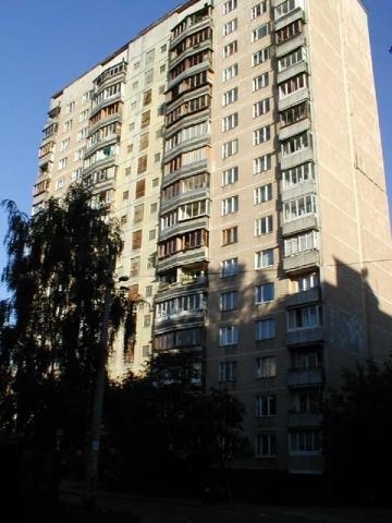 Продаж 3-кімнатної квартири 70.3 м², Свободи просп., 30