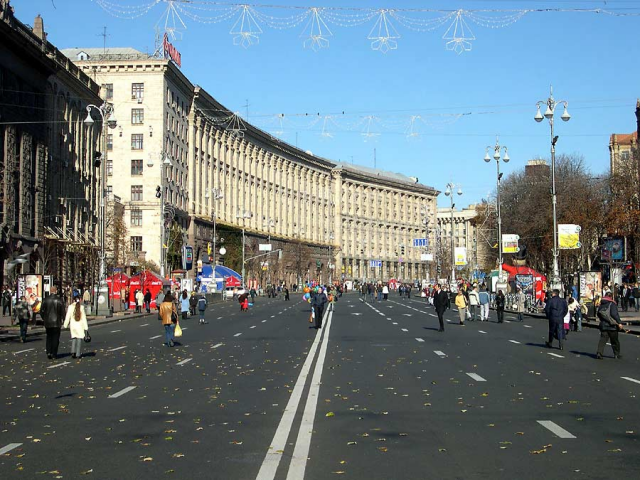 Кто живет в самой скандальной многоэтажке Крещатика